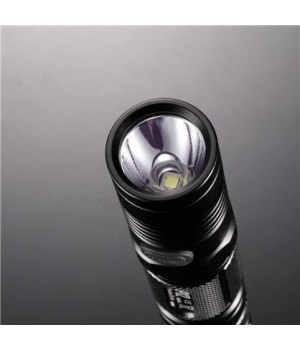 Nitecore Black 950 Lumens